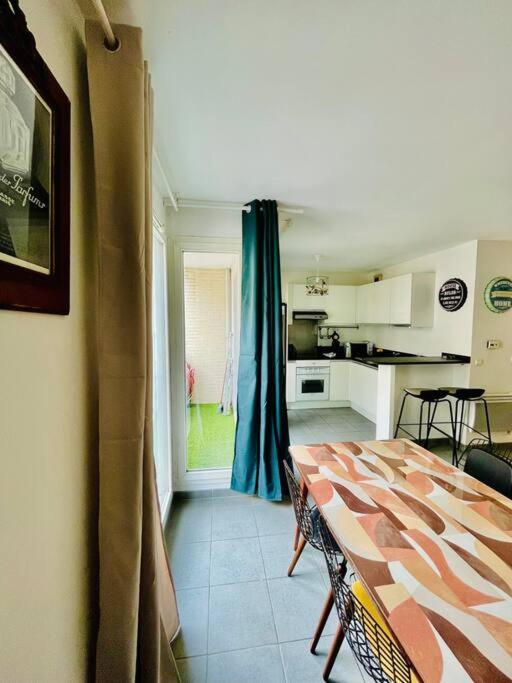 Appartement 4 Pers A 5 Min De Paris Saint-Ouen (Seine-Saint-Denis) Exterior foto