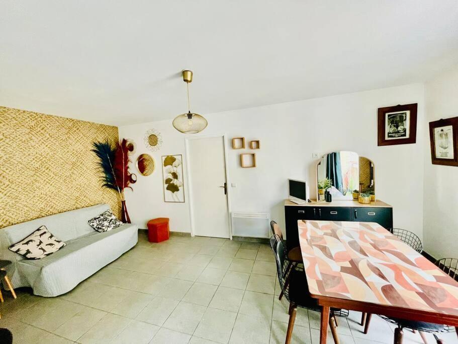Appartement 4 Pers A 5 Min De Paris Saint-Ouen (Seine-Saint-Denis) Exterior foto