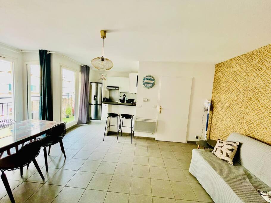 Appartement 4 Pers A 5 Min De Paris Saint-Ouen (Seine-Saint-Denis) Exterior foto